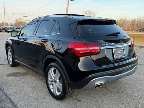 Used 2020 Mercedes-Benz GLA 250 GLA 250 4MATIC SUV w/ Premium Package image 3