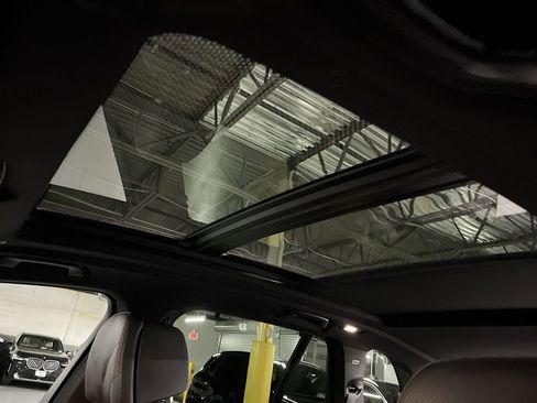 New 2026 BMW X5 M60i image 22