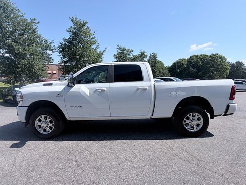 Used 2024 RAM 2500 Laramie AWD/4WD image 5