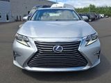 Used 2016 Lexus ES 300h image 2