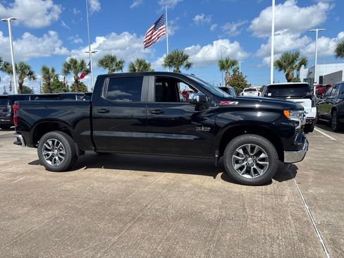 New 2026 Chevrolet Silverado 1500 LT w/ Texas Edition Plus AWD/4WD image 7