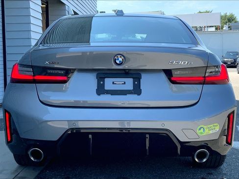 Used 2023 BMW 330e xDrive w/ M Sport Package AWD/4WD image 6