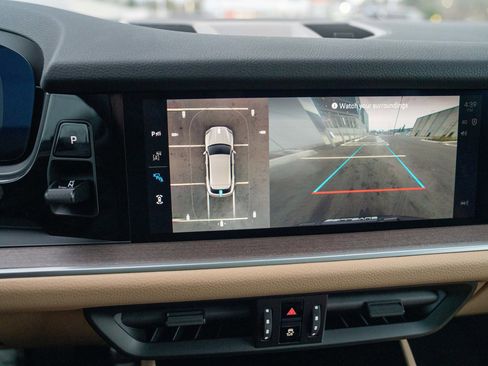 Certified 2026 Porsche Cayenne image 17