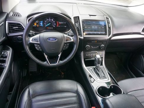 Used 2018 Ford Edge SEL w/ Equipment Group 201A FWD image 5