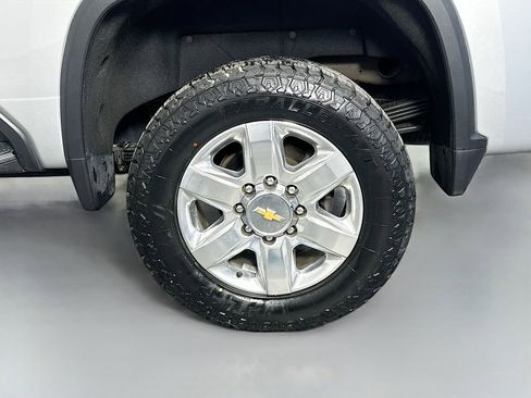 Used 2021 Chevrolet Silverado 2500 LTZ w/ LTZ Premium Package AWD/4WD image 34
