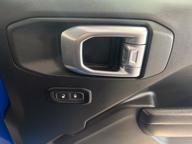 Used 2021 Jeep Wrangler Unlimited Sport AWD/4WD image 14