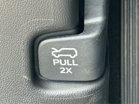 New 2026 Ford Explorer Active w/ Active Comfort Package AWD/4WD image 21