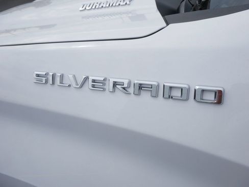 Used 2025 Chevrolet Silverado 1500 LTZ w/ LTZ Convenience Package II AWD/4WD image 19
