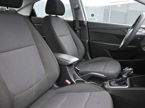 Used 2022 Hyundai Accent SEL FWD image 27