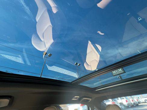 Used 2018 Volvo S90 T5 Momentum w/ Momentum Plus Package image 43