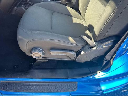 Used 2020 Jeep Gladiator Sport AWD/4WD image 25