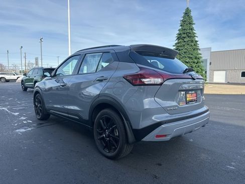 Used 2023 Nissan Kicks SR w/ SR Premium Package image 7