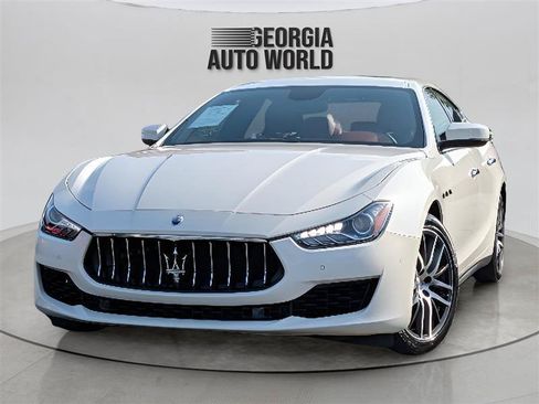 Used 2018 Maserati Ghibli S RWD image 4