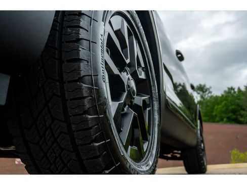 Used 2025 Kia Telluride AWD image 9