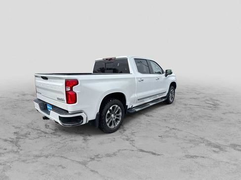 Used 2022 Chevrolet Silverado 1500 High Country w/ Technology Package AWD/4WD image 8