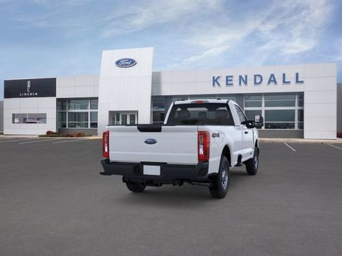 New 2026 Ford F250 XL w/ F-250 >10K GVWR Package image 8