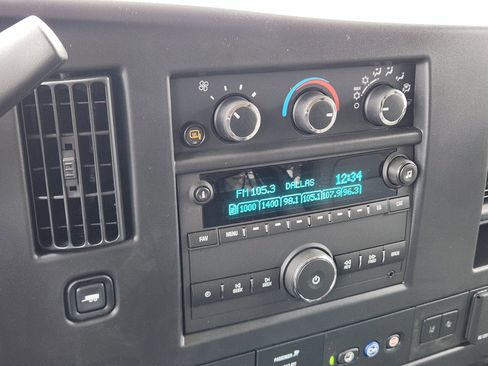 New 2025 Chevrolet Express 3500 LS w/ Chrome Appearance Package image 17