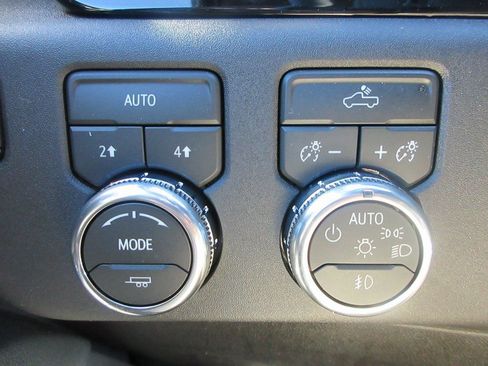 New 2026 GMC Sierra 1500 Elevation AWD/4WD image 17