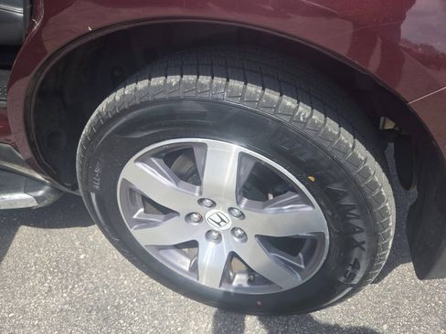 Used 2015 Honda Pilot Touring image 11
