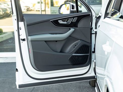 New 2026 Audi Q7 3.0T Premium Plus AWD/4WD image 12