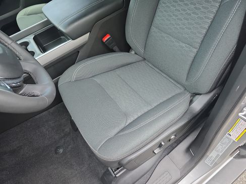 Used 2025 RAM 1500 Big Horn AWD/4WD image 14