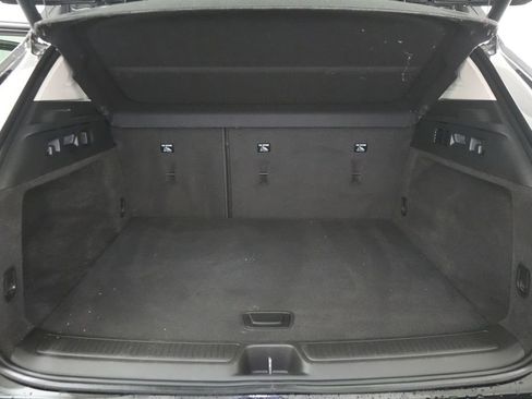 Used 2022 Buick Envision Avenir w/ Technology Package II FWD image 29