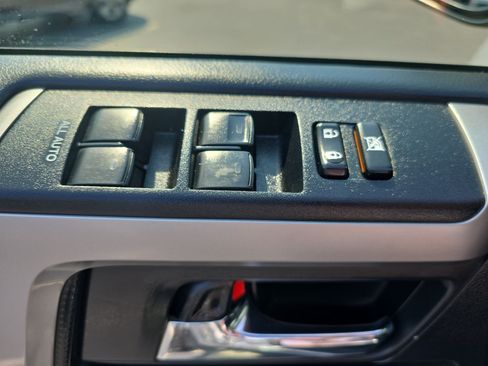 Used 2022 Toyota 4Runner SR5 Premium w/ Moonroof Package AWD/4WD image 28