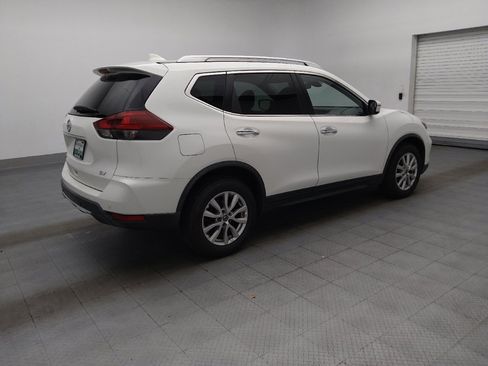 Used 2020 Nissan Rogue SV FWD image 10