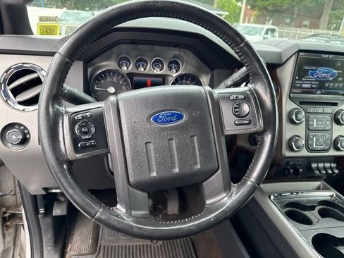 Used 2013 Ford F250 Lariat w/ Chrome Pkg AWD/4WD image 14