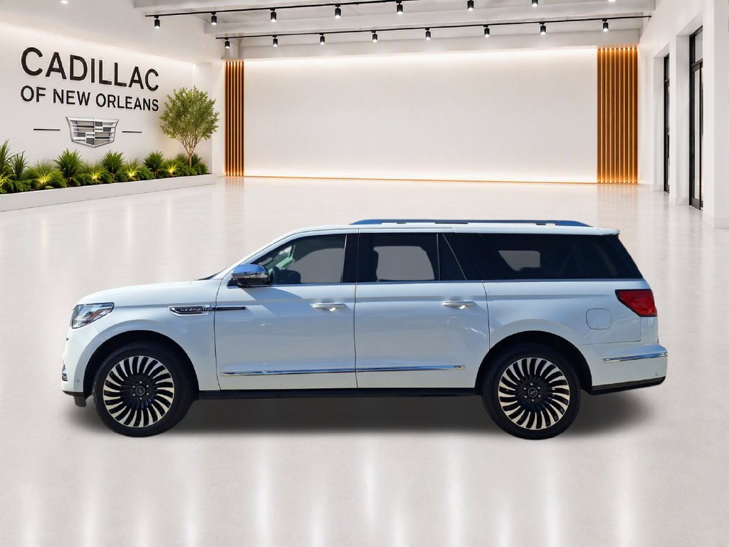 Used 2021 Lincoln Navigator L Black Label w/ Cargo Convenience Package AWD/4WD image 6