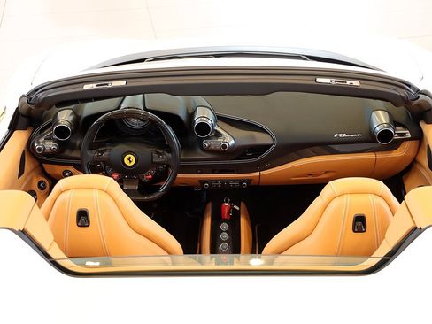 Certified 2022 Ferrari F8 Spider image 44