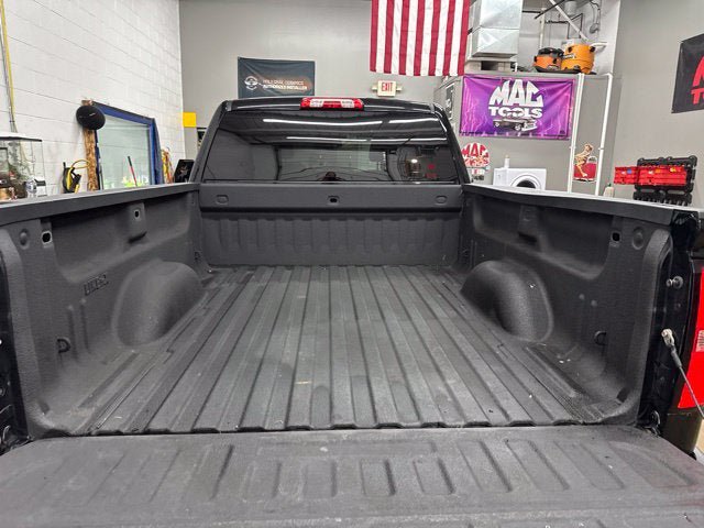 Used 2014 GMC Sierra 1500 SLT w/ All-Terrain Package AWD/4WD image 21