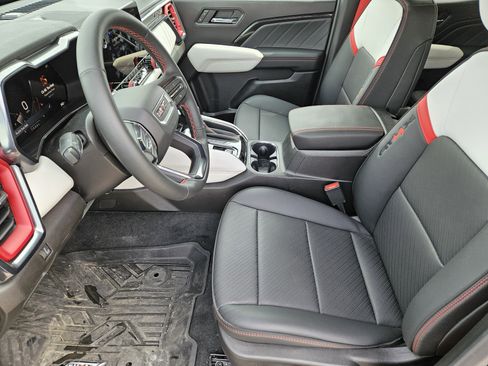 New 2026 GMC Canyon AT4X image 9