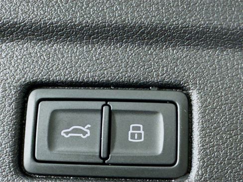 Used 2023 Audi A5 2.0T Premium Plus image 36