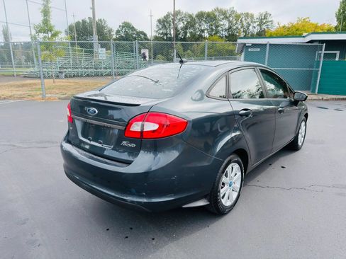 Used 2011 Ford Fiesta SE w/ 203A Rapid Spec Order Code FWD image 5