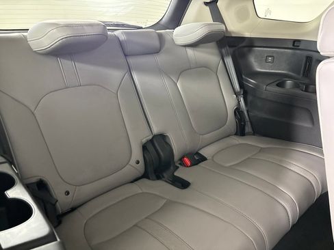 Used 2025 Honda Pilot Touring image 30