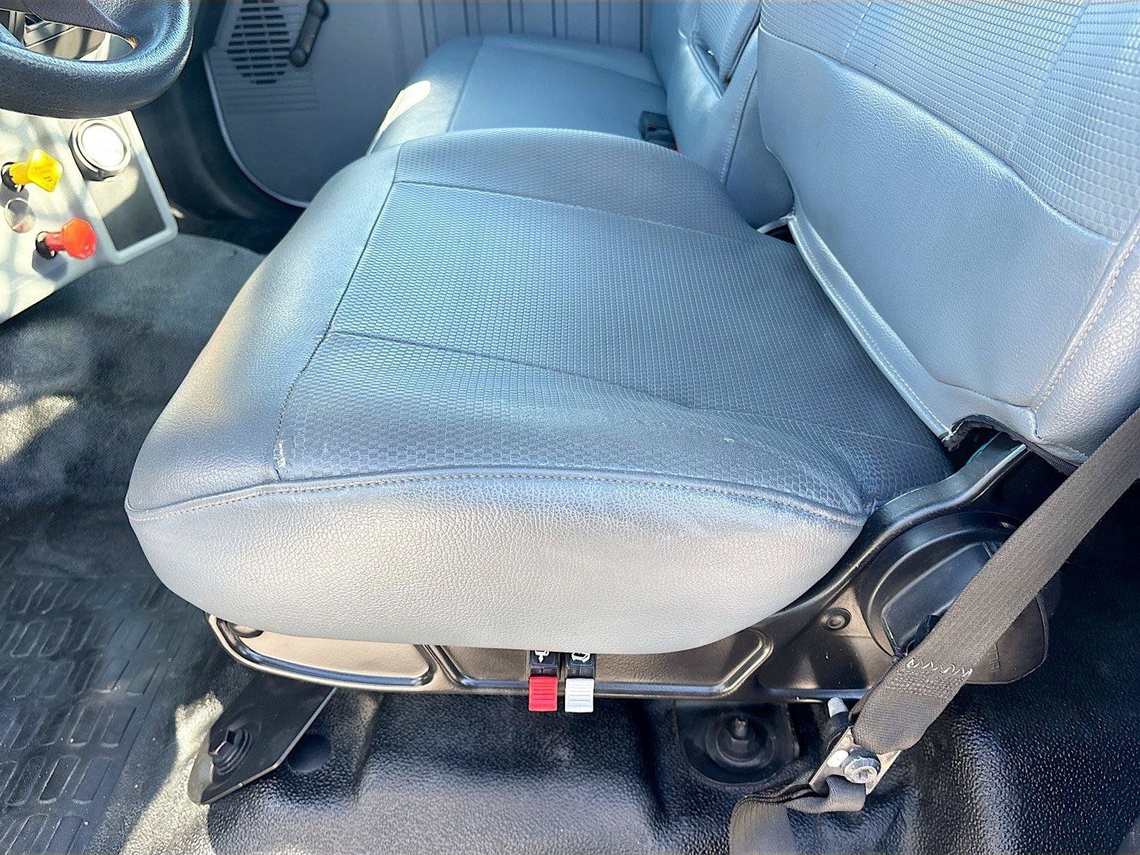 Used 2019 Ford F750 2WD Regular Cab Super Duty image 17