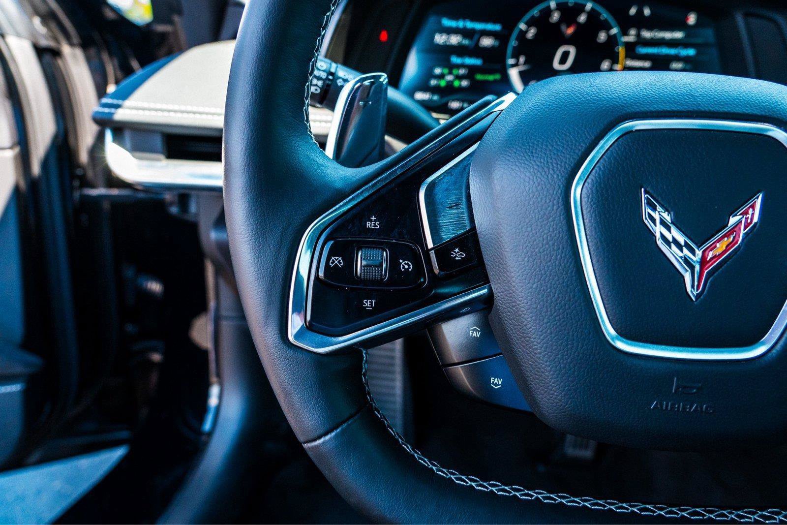 Used 2024 Chevrolet Corvette Stingray Preferred Conv w/ Z51 Performance Package RWD image 16