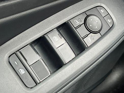New 2026 Nissan Sentra SV w/ Floor Mat Package FWD image 18