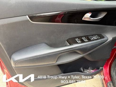 Used 2020 Kia Sorento EX FWD image 15