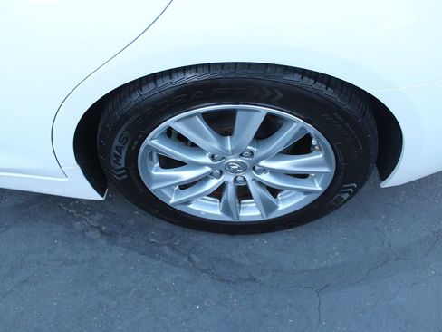 Used 2015 INFINITI Q50 Premium w/ Navigation Package RWD image 13