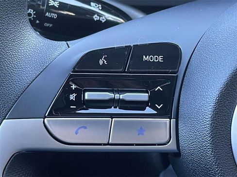 New 2026 Hyundai Elantra SE image 20