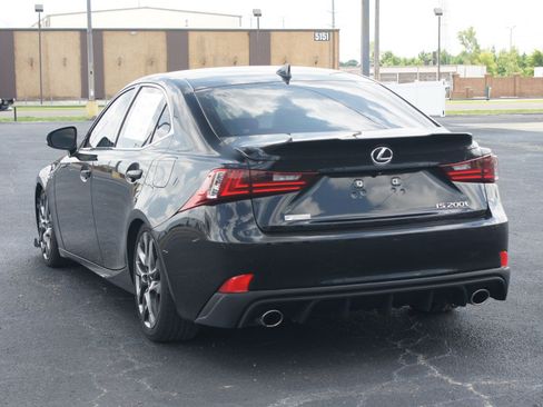 Used 2016 Lexus IS 200t w/ F Sport Package RWD image 16