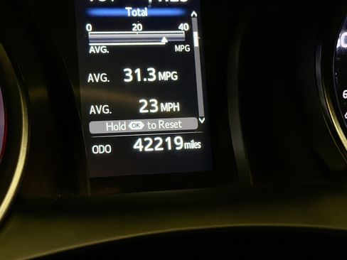 Used 2023 Toyota Camry SE w/ Protection Package (Q2) (TMS) FWD image 8