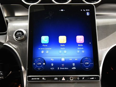 Used 2025 Mercedes-Benz GLC 43 AMG 4MATIC image 25