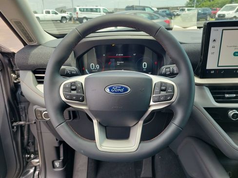 New 2026 Ford Explorer Active AWD/4WD image 23