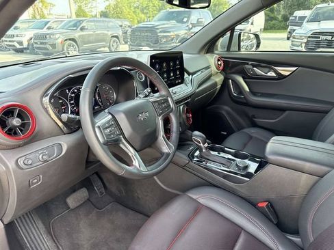 Used 2024 Chevrolet Blazer RS w/ Enhanced Convenience Package FWD image 21