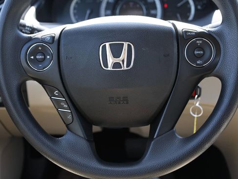 Used 2015 Honda Accord LX image 18