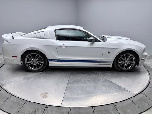 Used 2014 Ford Mustang Coupe w/ Equipment Group 102A RWD image 4