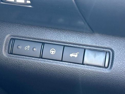 New 2026 Nissan Pathfinder SL w/ SL Premium Package AWD/4WD image 28